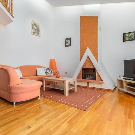 Apartment Villa Nera بولا المظهر الخارجي الصورة