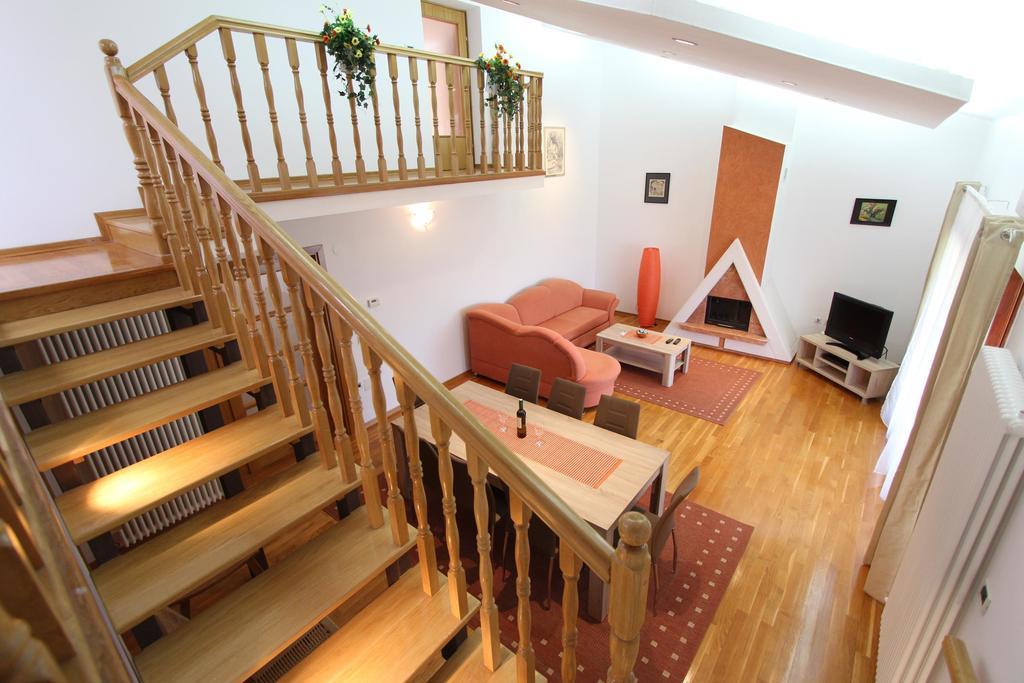 Apartment Villa Nera بولا الغرفة الصورة