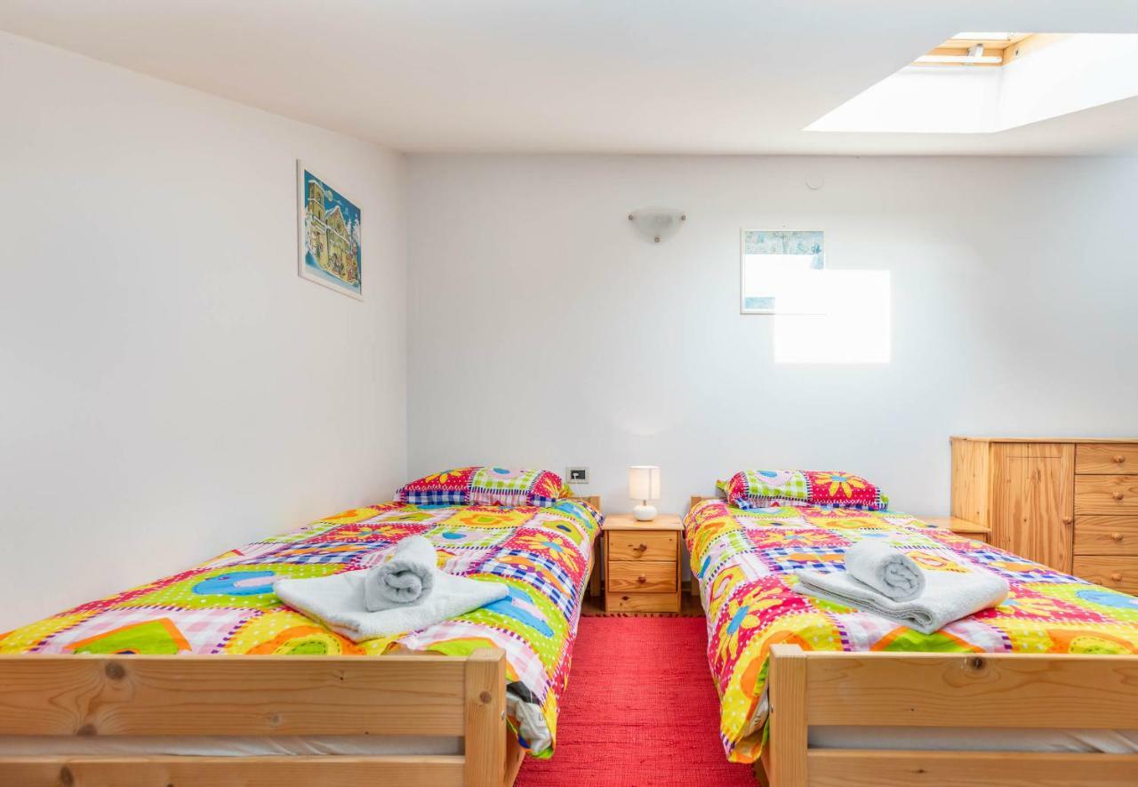 Apartment Villa Nera بولا المظهر الخارجي الصورة
