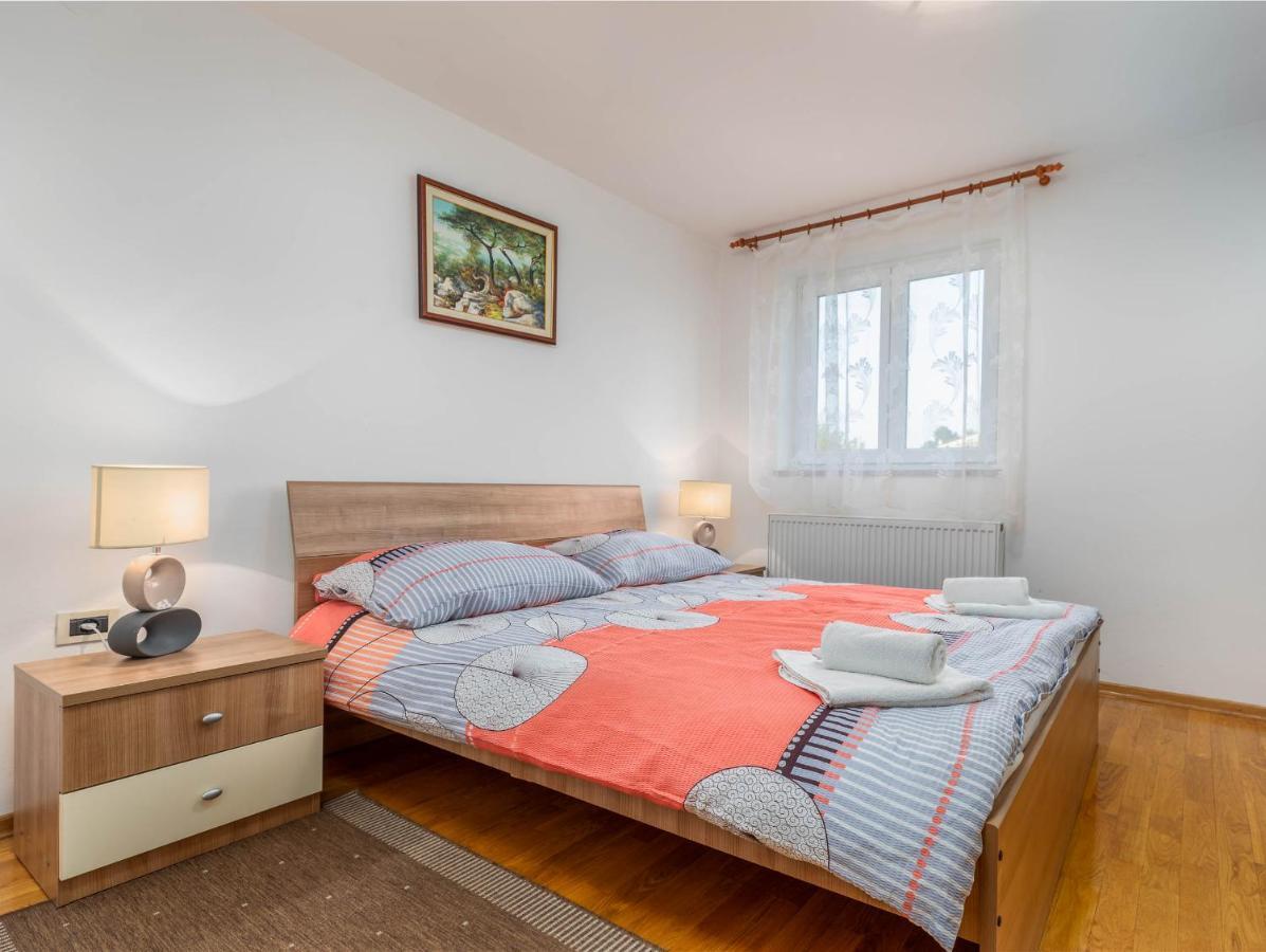 Apartment Villa Nera بولا المظهر الخارجي الصورة