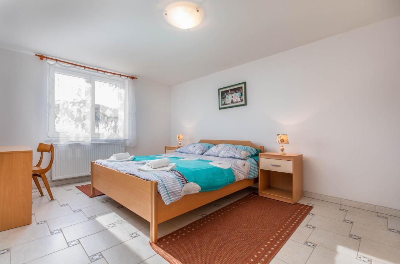Apartment Villa Nera بولا المظهر الخارجي الصورة